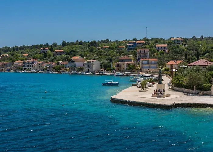 Kuca Za Odmor Deni فيليكي درفينيك